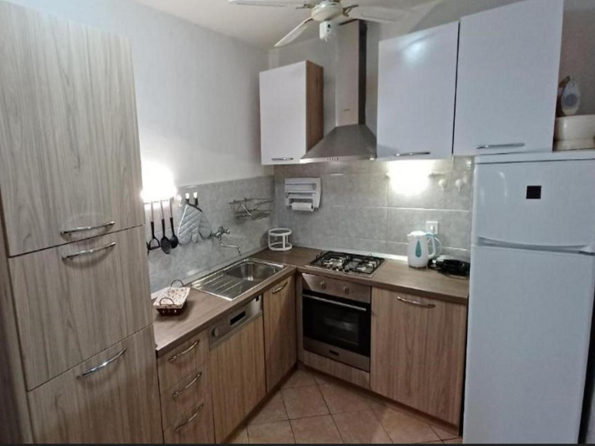 Apartments Katarina Вис Экстерьер фото