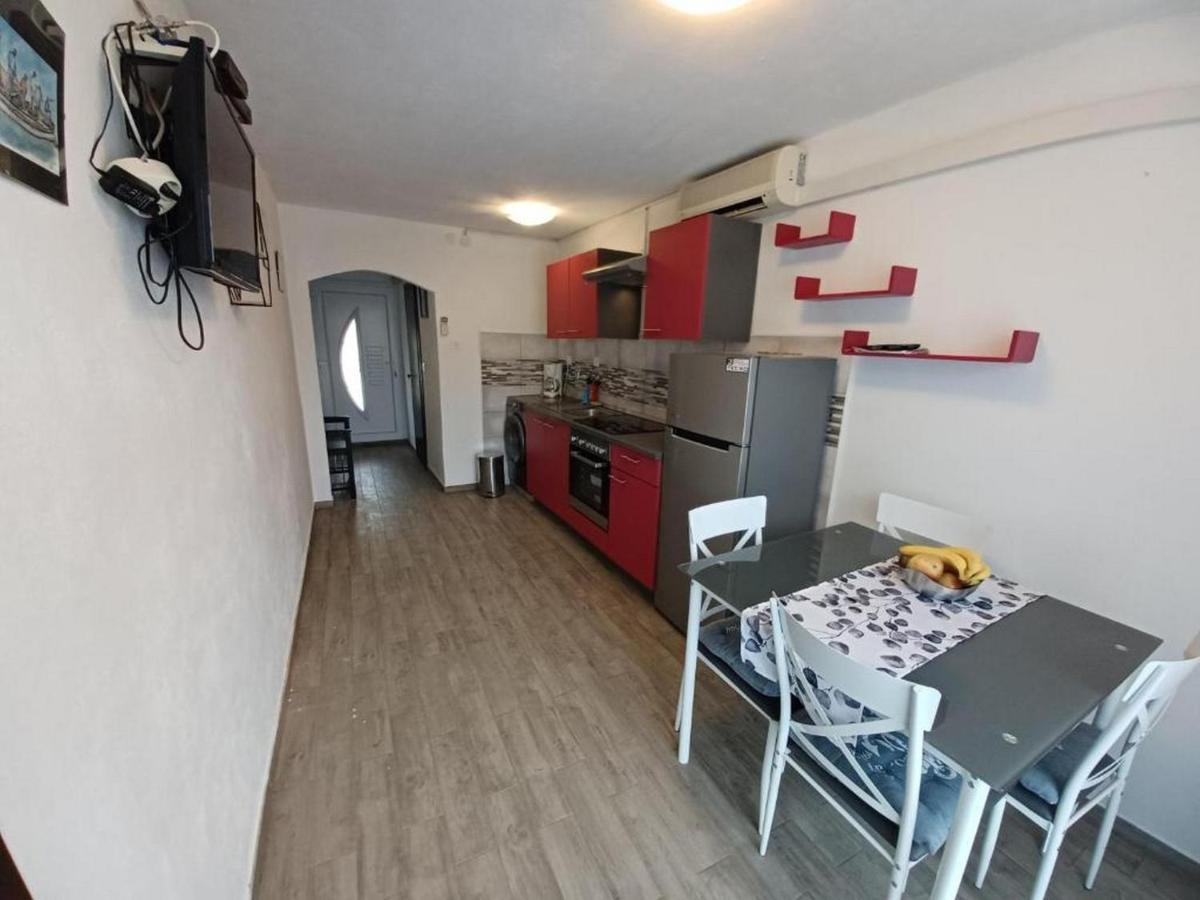 Apartments Katarina Вис Экстерьер фото